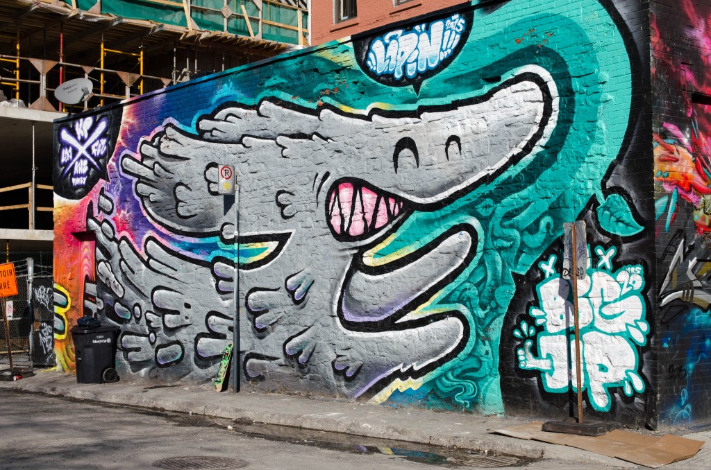 Street art par ... à Montréal - Photo © La Veilleuse Graphique