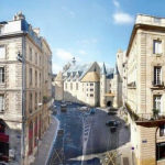 Une application mobile en réalité augmentée pour (re)découvrir la ville de Bordeaux